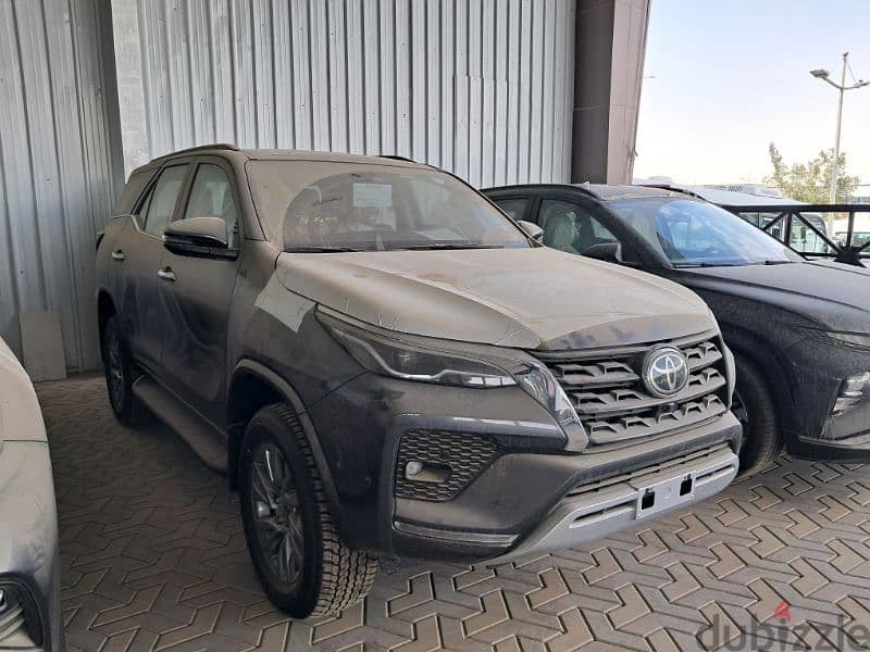 Toyota Fortuner 2024 0