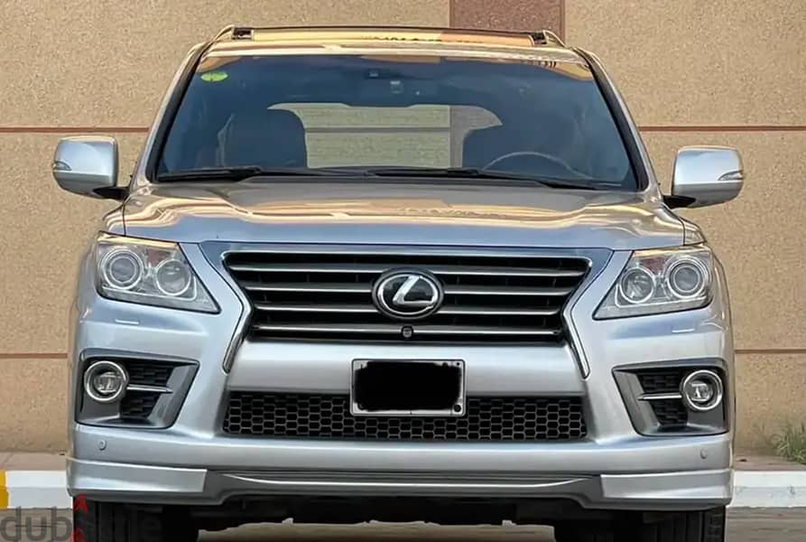 Lexus LX 570 2015 0