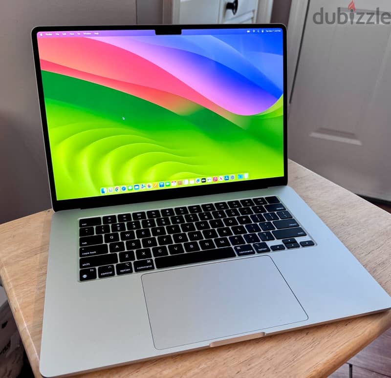 Apple - MacBook Air 15" Laptop - M2 chip - 16GB - 512GB SSD 0