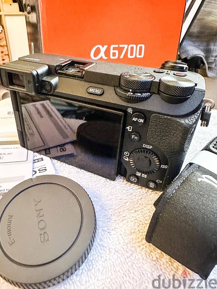 Sony - Alpha 6700 - APS-C Mirrorless  PZ 16-50 mm Lens 1