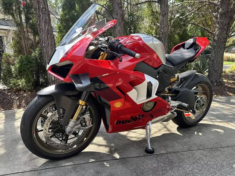 2024 Ducati PANIGALE V4 R 0