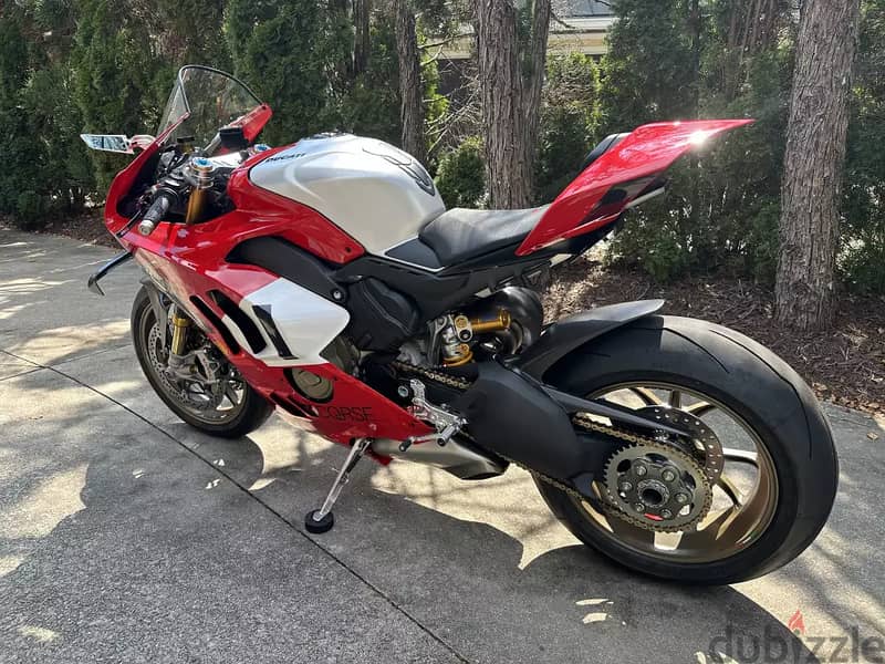 2024 Ducati PANIGALE V4 R 2