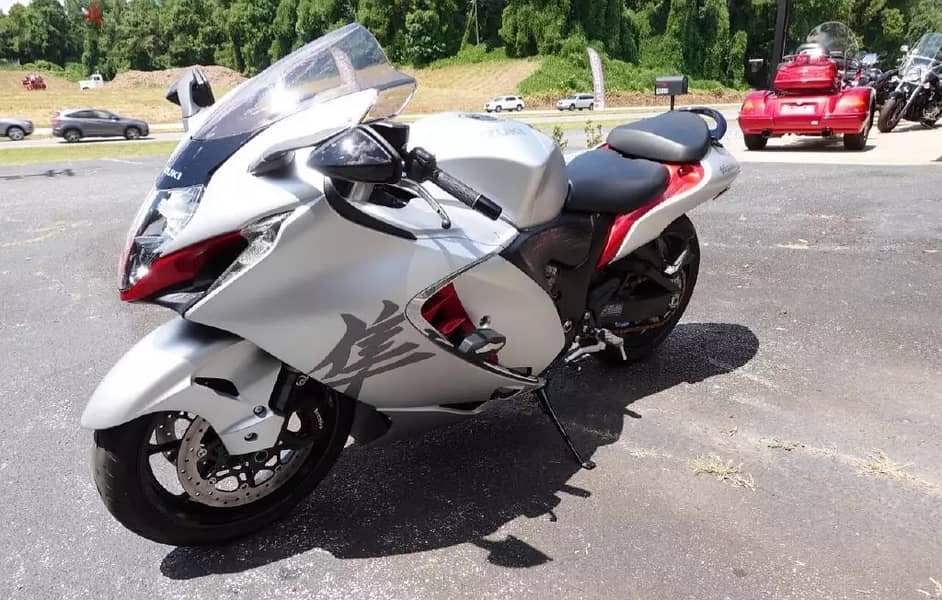 2022 Suzuki Hayabusa 1