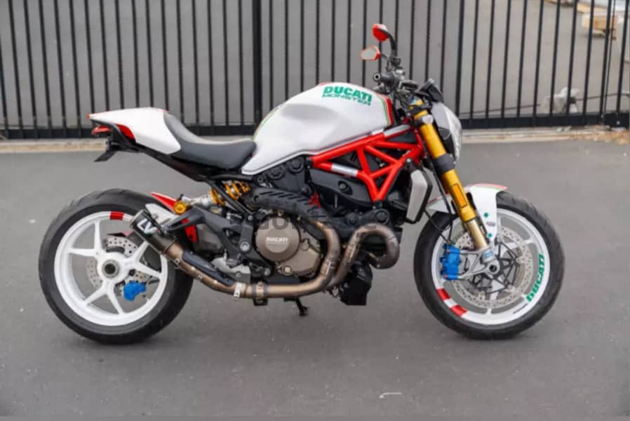 2015 Ducati MONSTER 1200 S 1