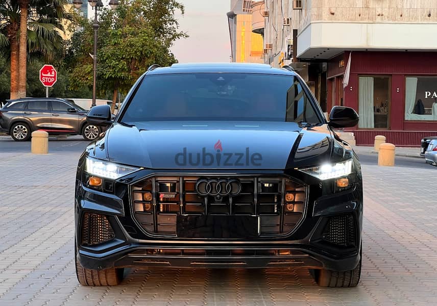 Audi SQ8 2023 0