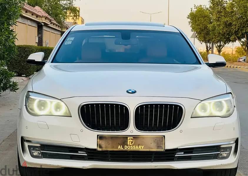 BMW 730 2015 0