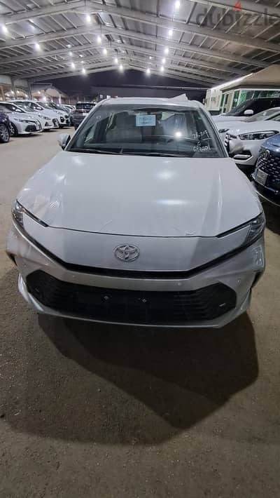 Toyota Camry 2025