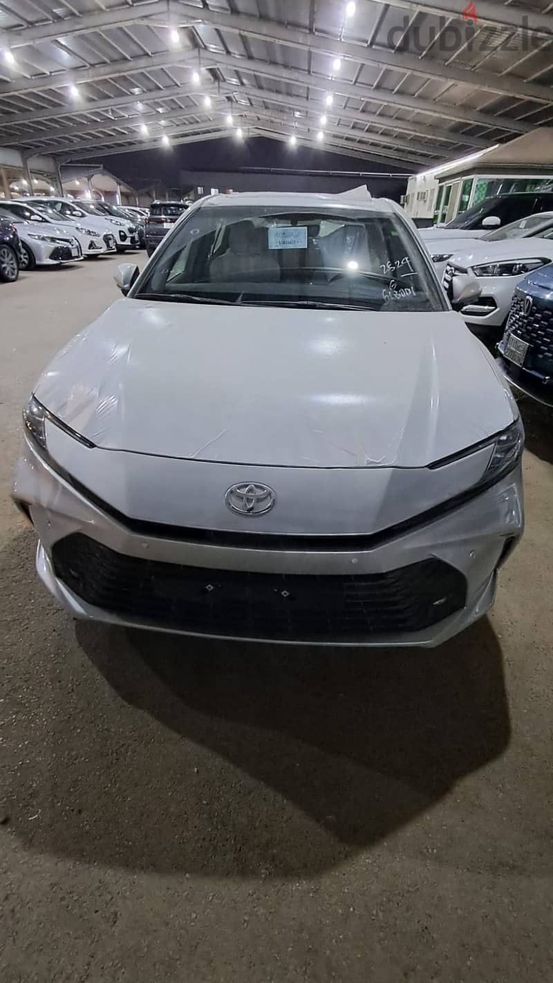 Toyota Camry 2025 0