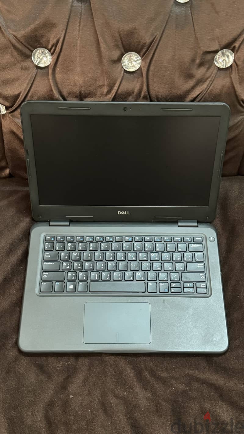 Dell Latitude 3300 Intel Core i3 Touchscreen Professional Laptop 0