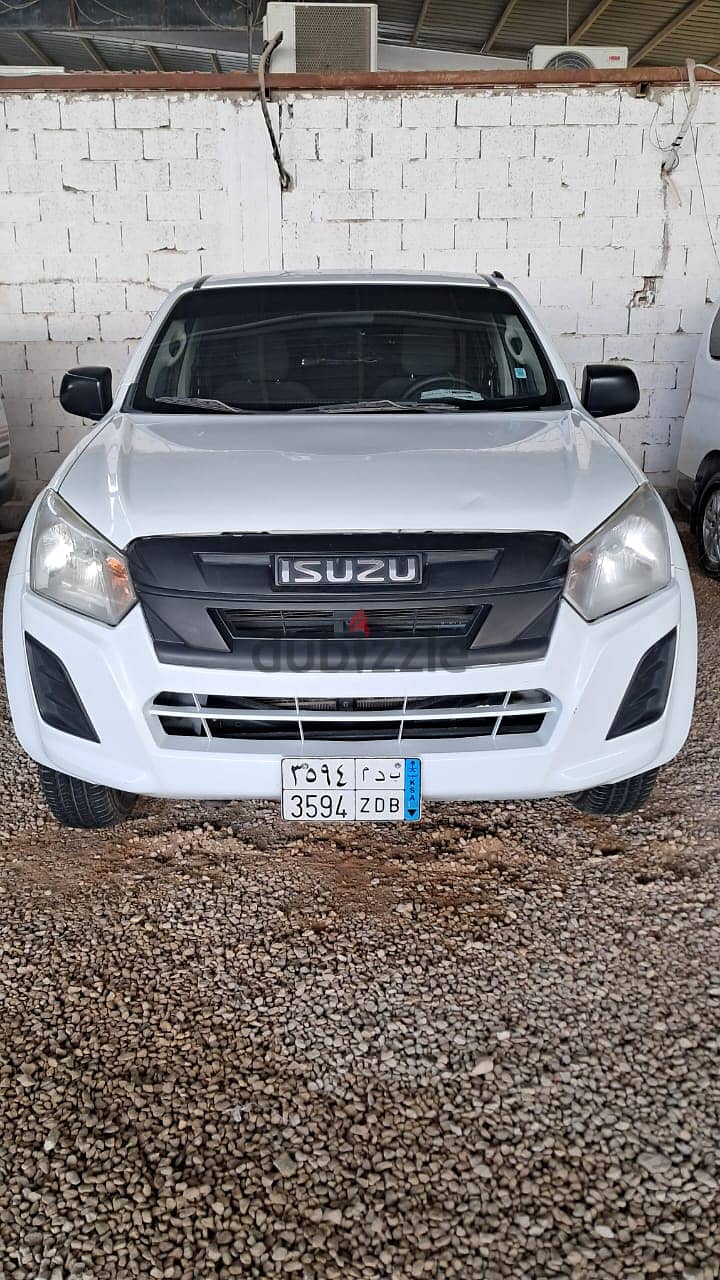 Isuzu D-Max 2015 0