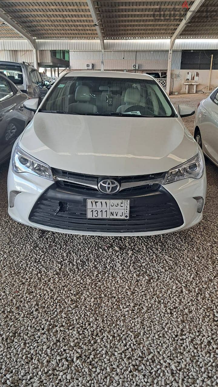 Toyota Camry 2017 0