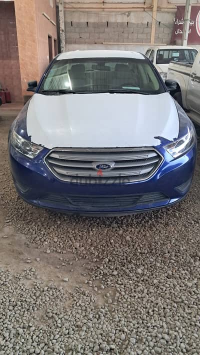 Ford Taurus 2015