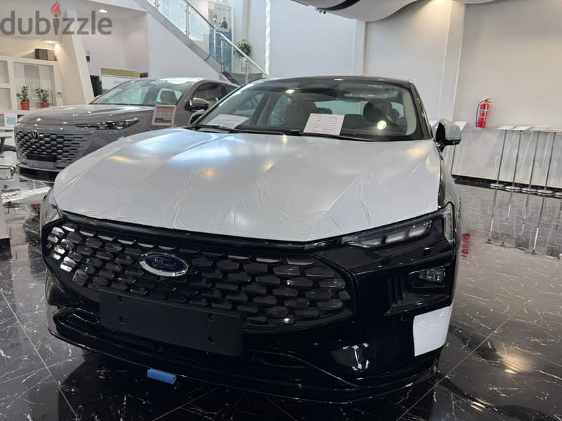 Ford Taurus Titanium 2025 0