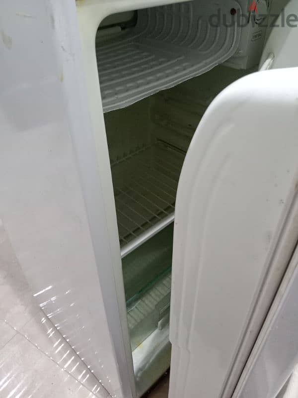 fridge refrigerator Midea /-ثلاجة ميديا 2