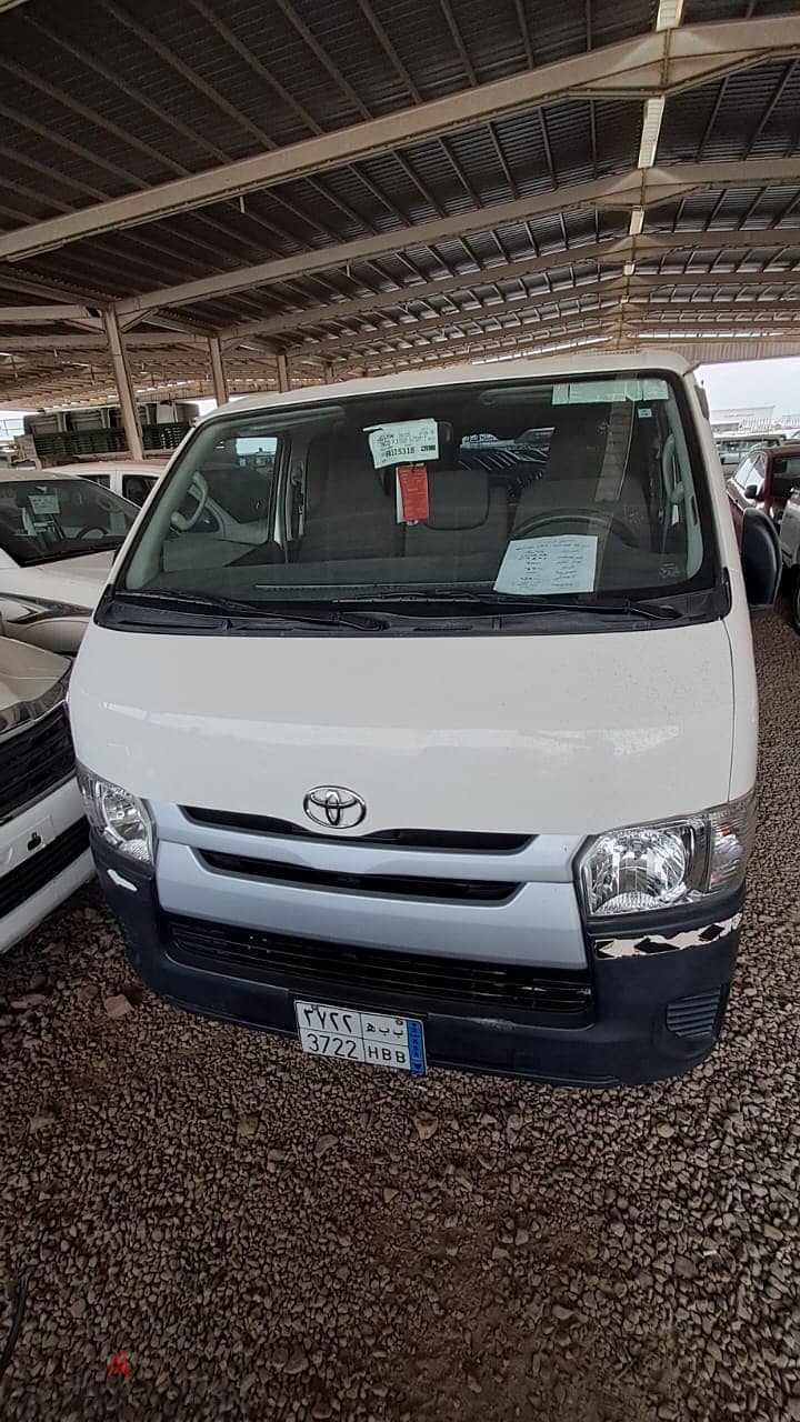 Toyota Hiace 2017 0