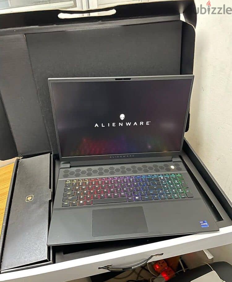 Dell Alienware laptop M15 R2 0