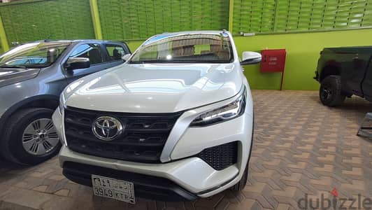 Toyota Fortuner 2024