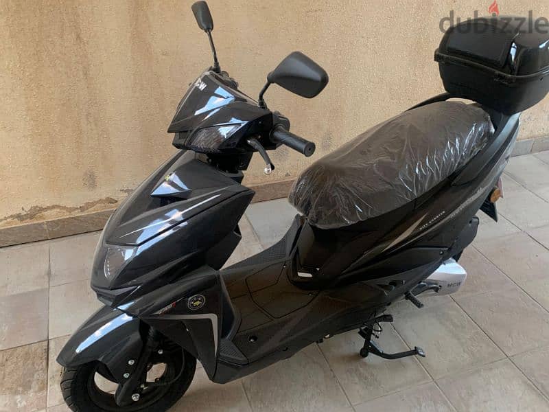 Brand New Scooter 0km 3