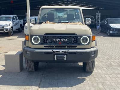 Toyota Land Cruiser Pickup 2024