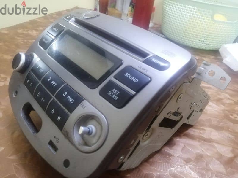 I10 2013 MODEL CAR FULL RADIO 0