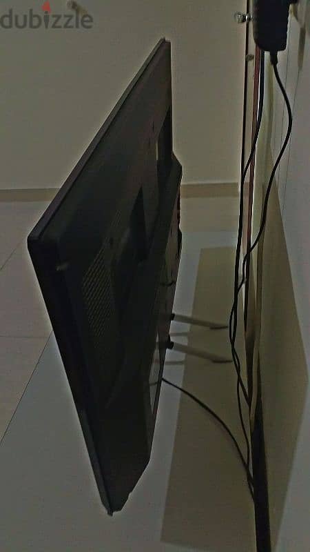 Sharp TV 32" Used 1