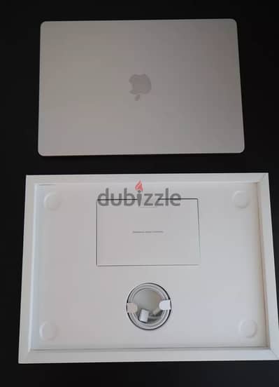 Apple - MacBook Air 15-inch - M 3 chip - 16GB Memory - 512GB SSD