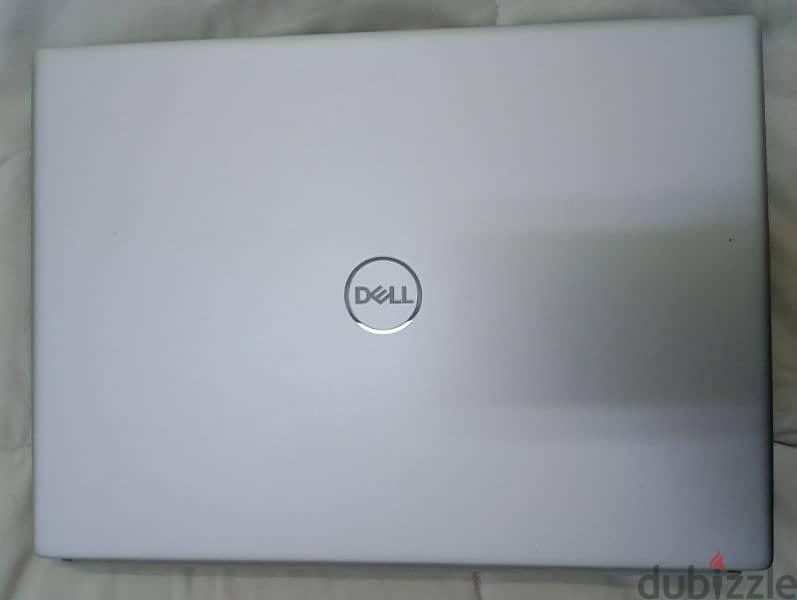 Dell inspiron 12th Gen i7 1255U 1.7 GHz to 4.7GHz  Ram 16 GB HD 512 GB 10