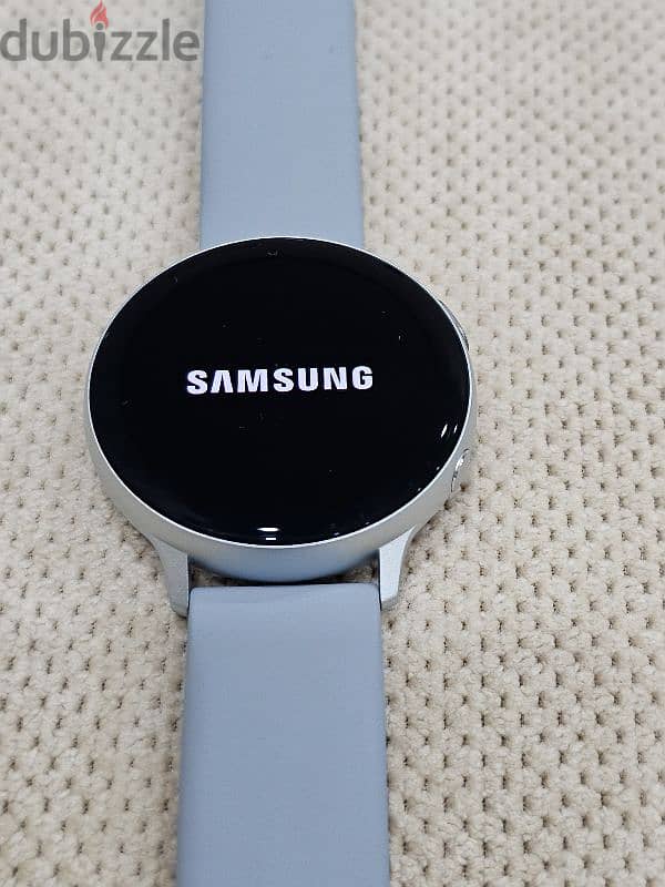 Samsung Smart Watch. Like New 3