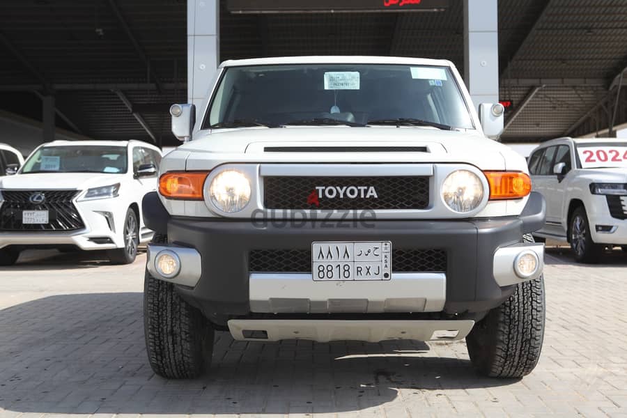 Toyota FJ Cruiser 2023 0