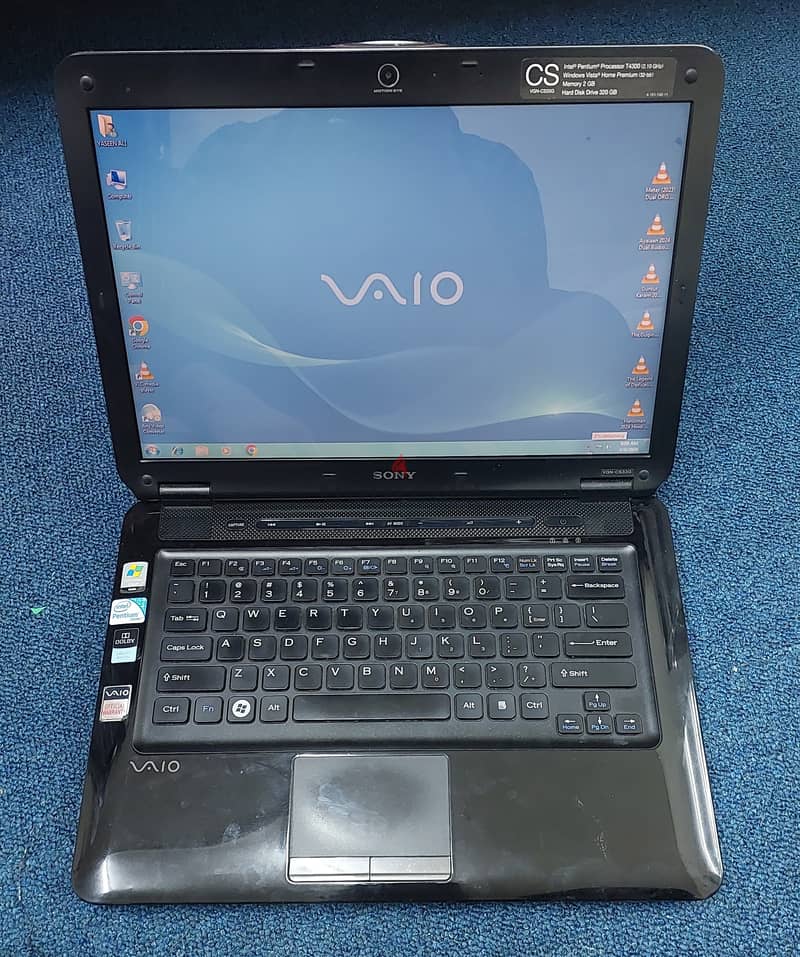 Sony laptop 2 GB RAM 320 HHD 0