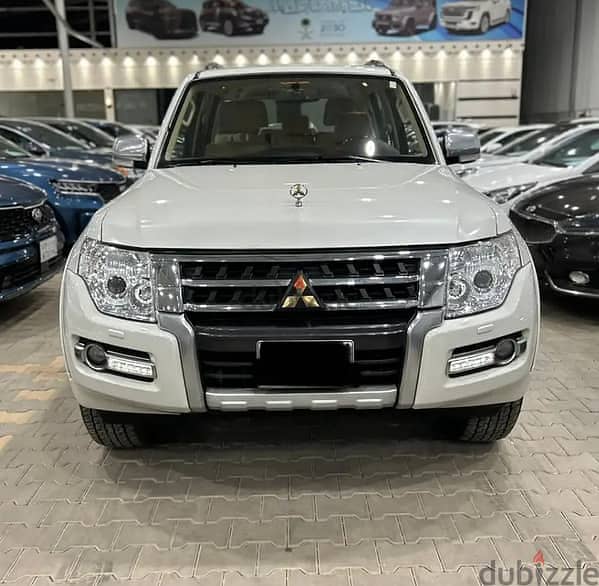 Mitsubishi Pajero 2020 0