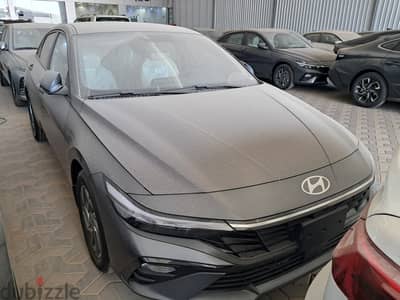 Hyundai Elantra smart 2025