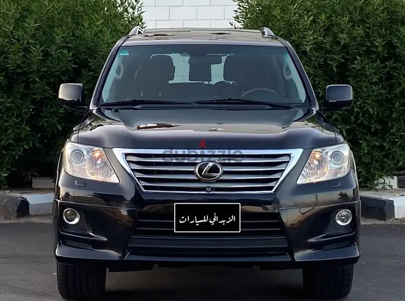 Lexus LX 570 2011 0