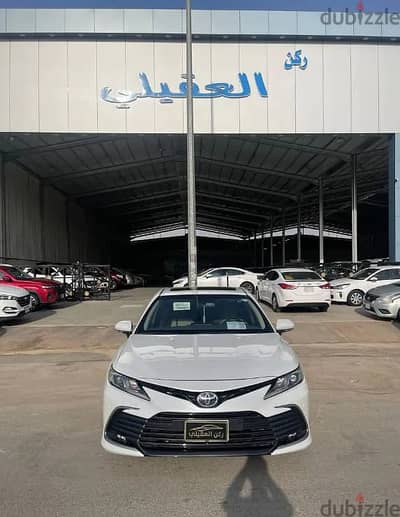 Toyota Camry 2023 GLE