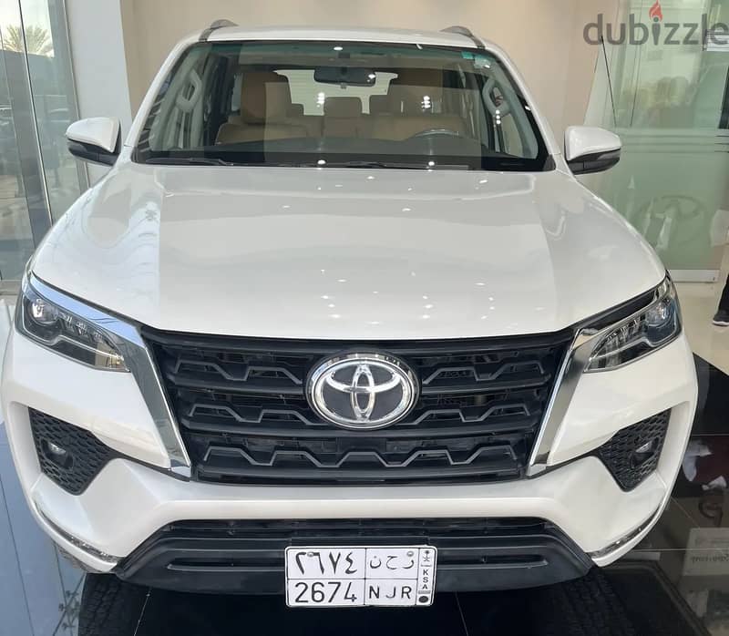 Toyota Fortuner 2022 VX1 0