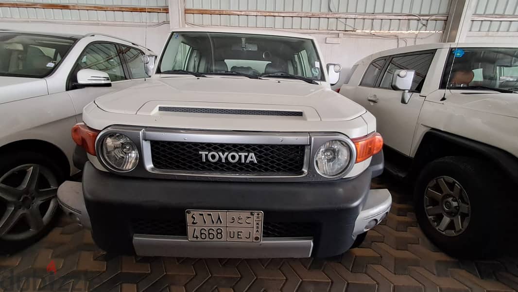 Toyota FJ Cruiser 2012 0