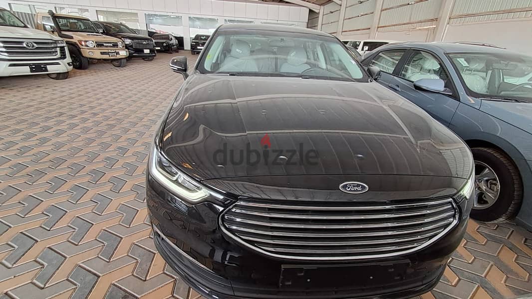 Ford Taurus 2022 0