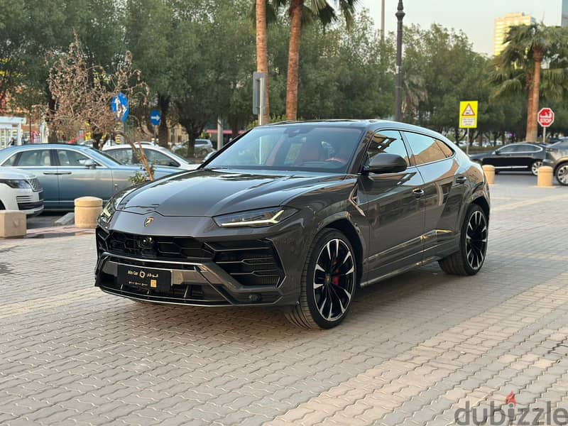 Lamborghini Urus 2021 0