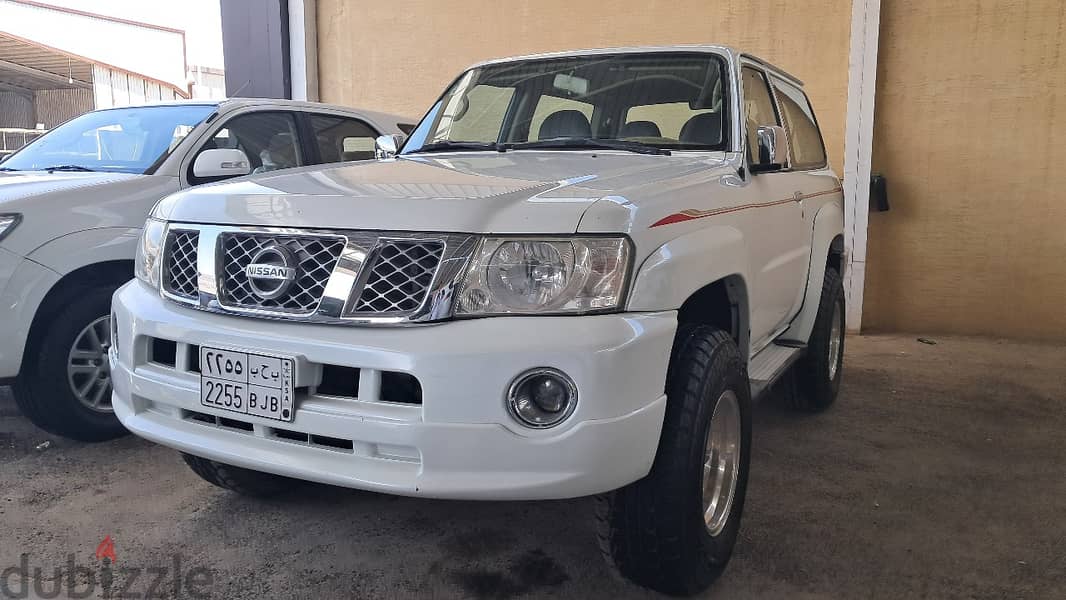 نيسان باترول V8 2005 0