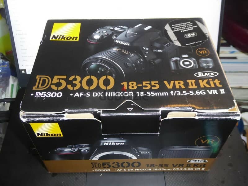 NIKON D 5300 24.2 MP - VR DX 18-55MM LENS 1