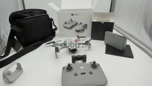 DJI