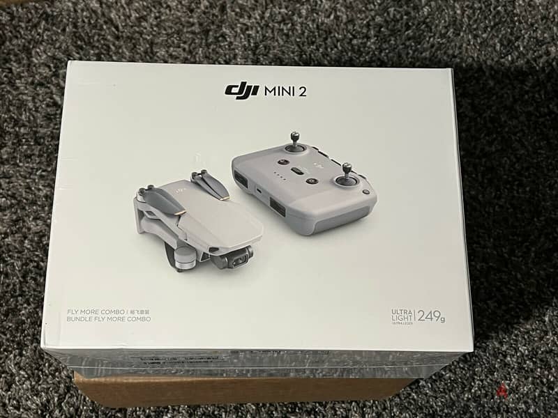 DJI Mini 2 Fly More Combo Quadcopter w Remote Controller 1