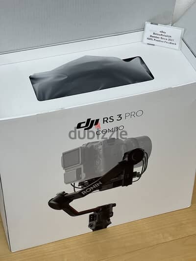 DJI - RS 3 Pro Combo 3 - Axis Gimbal Stabilizer