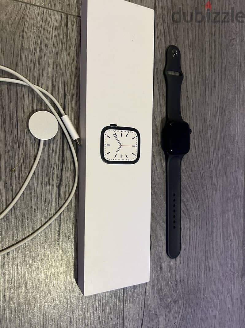 Apple Watch Series 7 - 41mm 45mm GPS Only & Cellular / Airpod 1