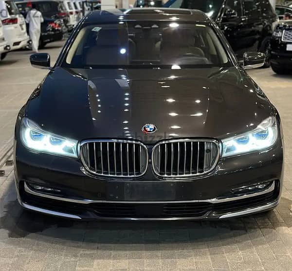 BMW 750i 2018 0