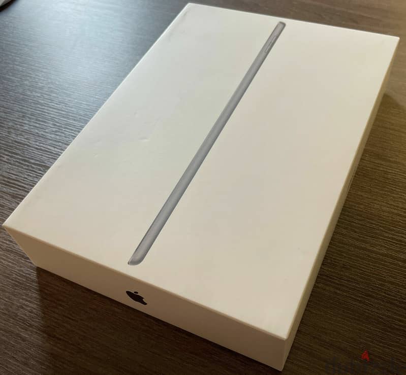 Apple 10.2" iPad 9th Gen (Wi-Fi, 64GB) 0