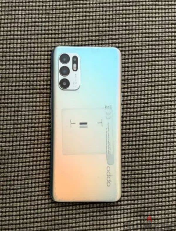 OPPO Reno 6 0