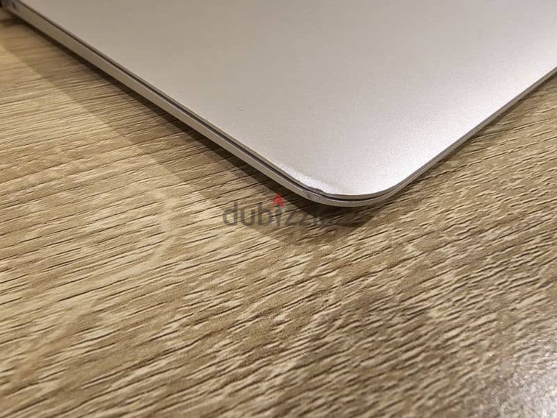 Macbook Air 13 inch 2017 4