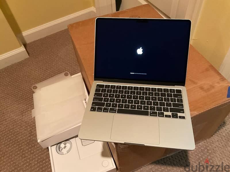 Apple MacBook Pro 13” M2 Chip 1