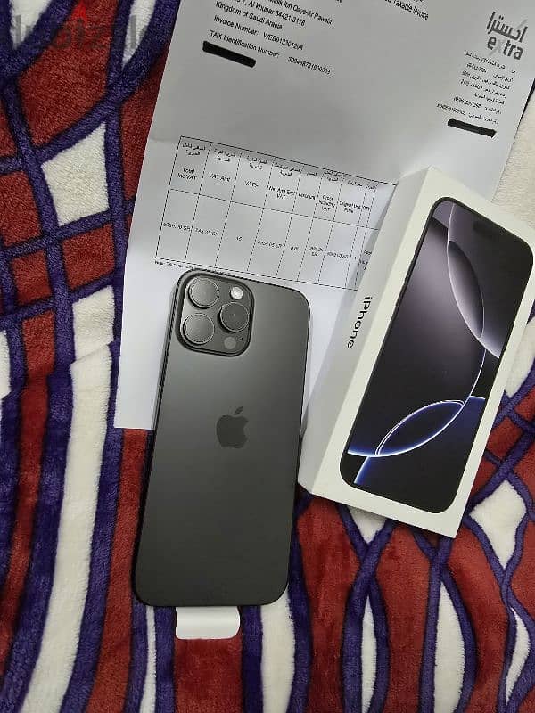 IPhone 16 pro max 256gb ; 1